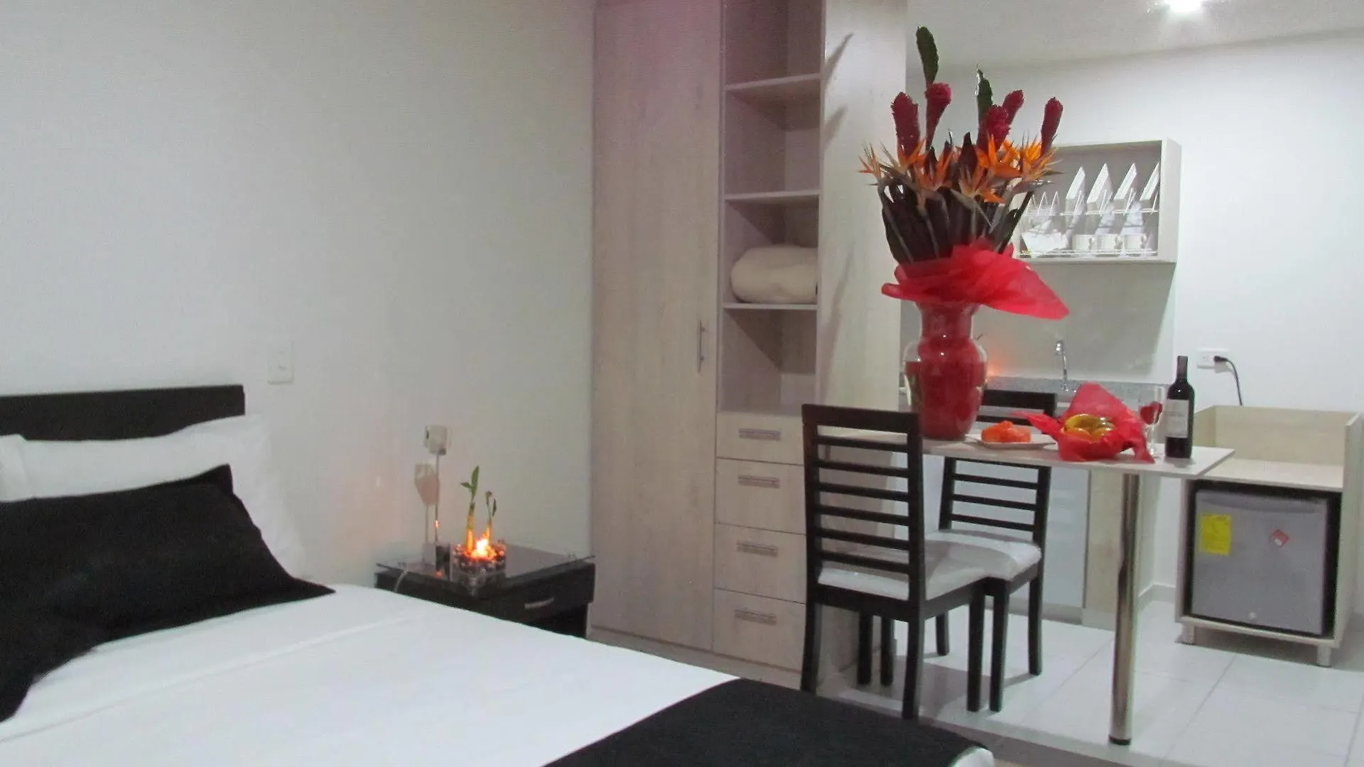 Aparta Hotel Bc